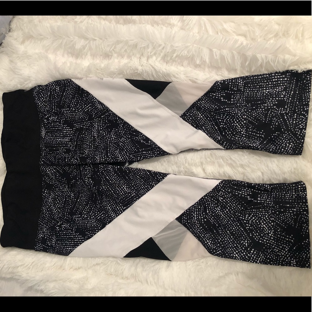 Xersion cropped leggings.